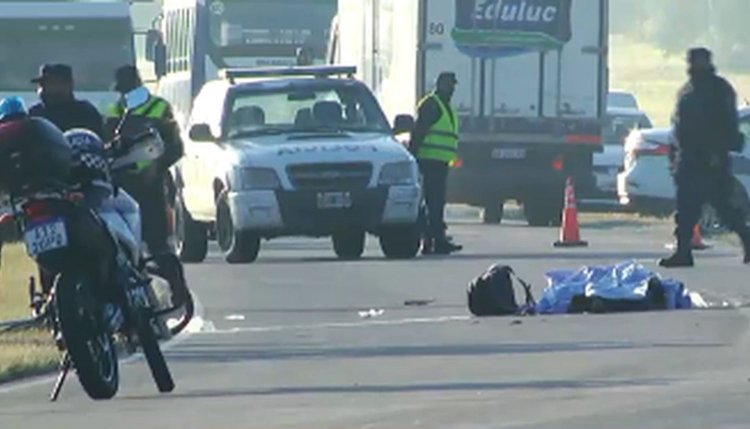 Valle Escondido: Falleció un ciclista embestido por una camioneta