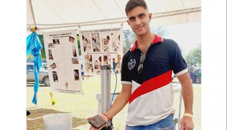 Estudiantes salteños crearon una máquina para fabricar ladrillos con botellas recicladas