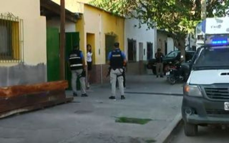 Cuatro detenidos por robo de motos y comercialización de motopartes en Salta