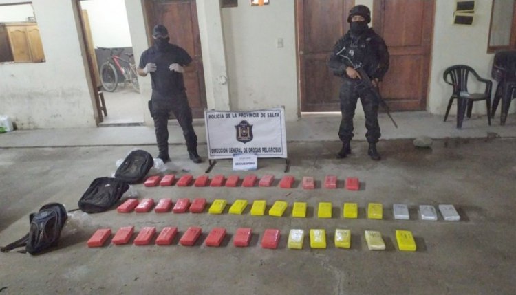 Duro golpe al narcotráfico: La Policía secuestró un cargamento de heroína valuado en más de $ 1.000 millones