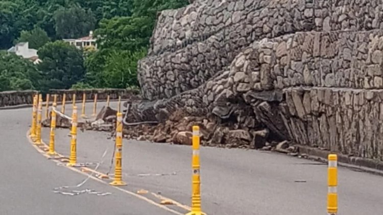 Temporal en Salta: Cierran el ingreso a la Ciudad de Salta por derrumbe en el Cerro San Bernardo