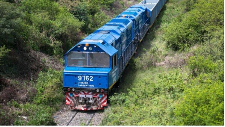 Sáenz pide que el ferrocarril Belgrano Cargas sea cedido a las provincias